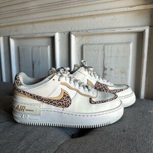Nike Women's AF1 Air Force 1 Leopard Print